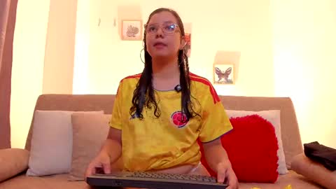 BUNNY BELLA online show from 06.18.26
