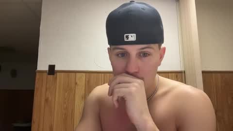 Snapshot of buzz5127 chatting on 11.13.25 buzz5127 online show from 11.13.25