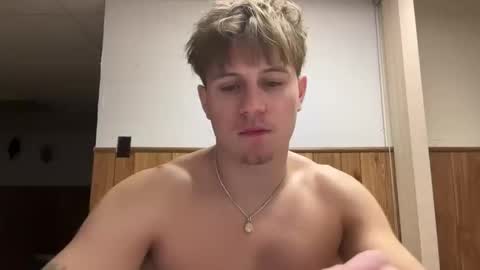 Snapshot of buzz5127 chatting on 01.09.26 buzz5127 online show from 01.09.26