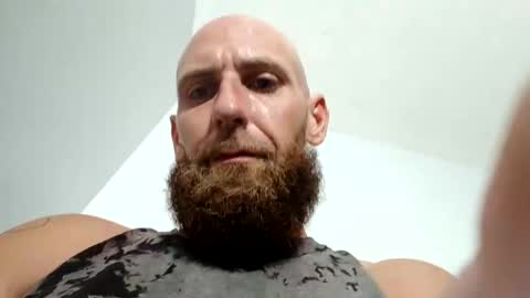 Snapshot of bwc1992863 chatting on 11.08.25 Hugeuncut92 online show from 11.08.25