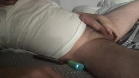 Snapshot of byroncam chatting on 02.04.25 Byroncam online show from 02.04.25