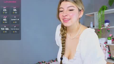 Kira online show from 01.12.25