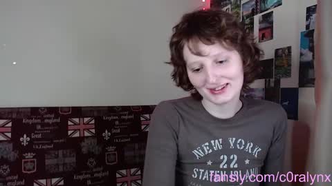 Snapshot of c0ralynx chatting on 02.15.25 C0ralynx online show from 02.15.25