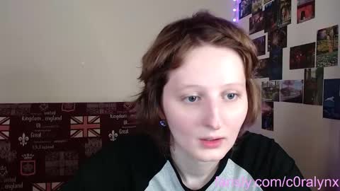 Snapshot of c0ralynx chatting on 02.18.25 C0ralynx online show from 02.18.25