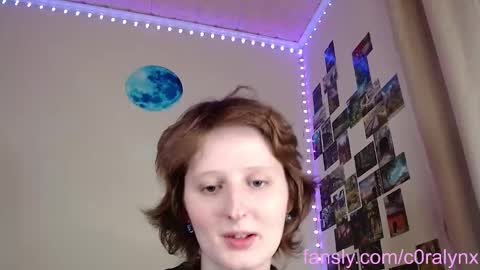 Snapshot of c0ralynx chatting on 02.19.25 C0ralynx online show from 02.19.25