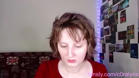 Snapshot of c0ralynx chatting on 02.21.25 C0ralynx online show from 02.21.25