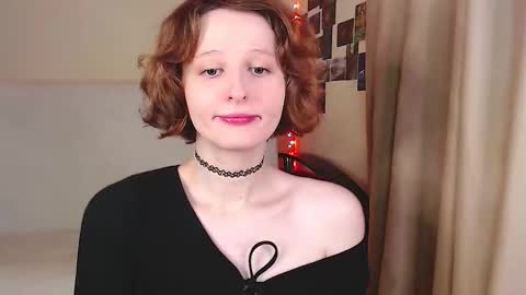 Snapshot of c0ralynx chatting on 10.22.25 C0ralynx online show from 10.22.25