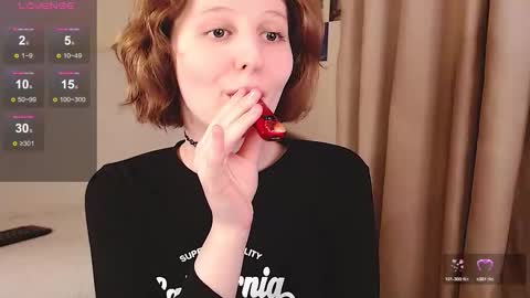 Snapshot of c0ralynx chatting on 10.30.25 C0ralynx online show from 10.30.25