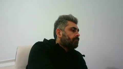 Snapshot of c534963 chatting on 01.04.25 supersperm online show from 01.04.25