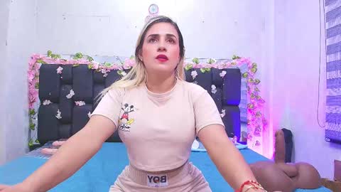 Carolina online show from 09.18.25