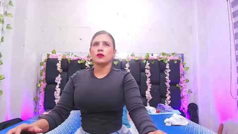 Carolina online show from 10.07.25