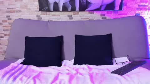 Snapshot of c_ooll01 chatting on 12.16.24 Alexis Eric - Independent Model online show from 12.16.24