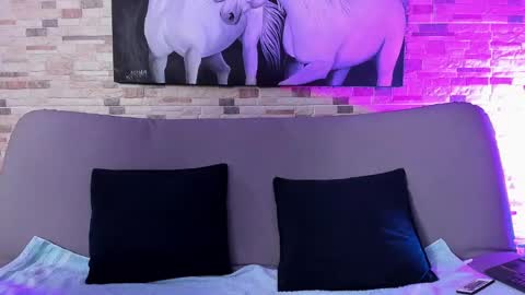 Snapshot of c_ooll01 chatting on 01.05.25 Alexis Eric - Independent Model online show from 01.05.25