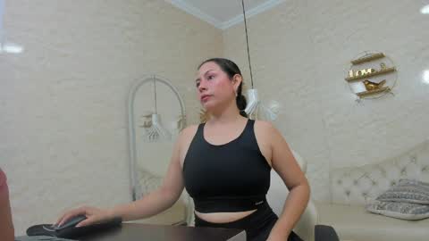 Camii Sweet  online show from 04.05.26