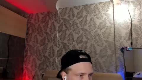 Snapshot of cactusjames_69 chatting on 09.24.25 James online show from 09.24.25