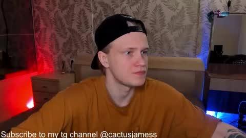 Snapshot of cactusjames_69 chatting on 10.03.25 James online show from 10.03.25