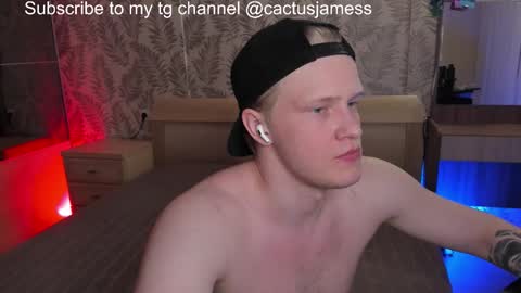 Snapshot of cactusjames_69 chatting on 02.10.26 James online show from 02.10.26