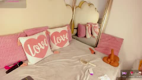 Cahitlin  online show from 11.27.25