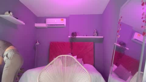 I am Katherine  online show from 02.19.26