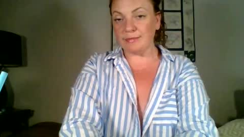 caitieluvs online show from 06.08.26