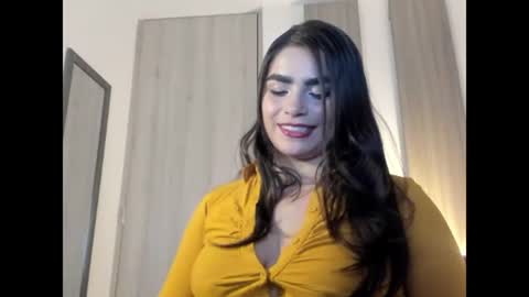 caitlingomez0 online show from 06.12.26