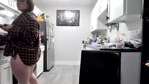 Snapshot of cakebatterbitch chatting on 01.07.25 cakebatterbitch online show from 01.07.25