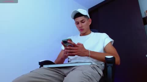 Snapshot of calavalerio chatting on 02.13.25 Valerio online show from 02.13.25