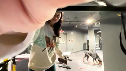 Snapshot of calicambri chatting on 12.04.25 The Cali Cambri online show from 12.04.25