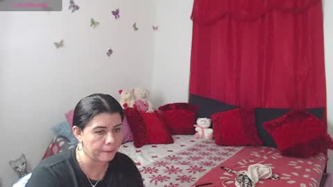 caliente_in_passion online show from 06.12.26