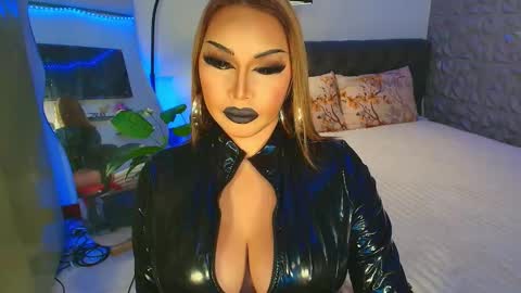 Miss Jane Commander online show from 12.08.24