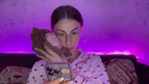 Anna online show from 12.24.24