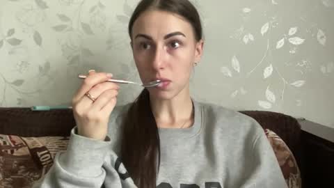 Anna online show from 01.18.25