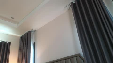 Call Me Linda online show from 11.23.25