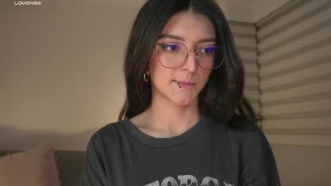   online show from 05.03.26