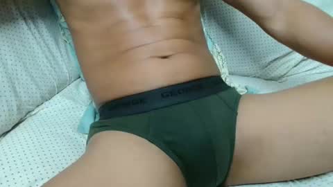 Snapshot of callme_pogs chatting on 11.23.25 callme_pogs online show from 11.23.25