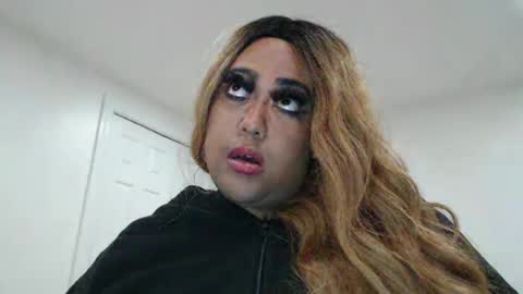 Snapshot of cals9x chatting on 12.04.24 camzxoxox online show from 12.04.24