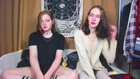 Snapshot of calvin_kevin_grem chatting on 02.20.25 Calvin Kevin Grem online show from 02.20.25