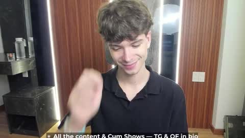 Snapshot of calvin_loves_you chatting on 03.31.26 Hey I am Calvin online show from 03.31.26