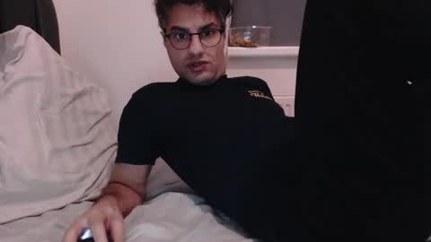 Snapshot of calvinjohnlad chatting on 12.17.24 Calvinjohnlad online show from 12.17.24