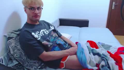 Snapshot of calvinjohnlad chatting on 01.20.25 Calvinjohnlad online show from 01.20.25