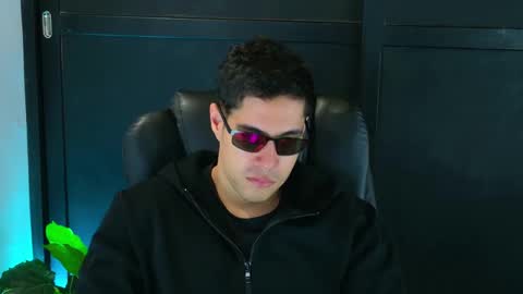 camara110 online show from 02.12.25