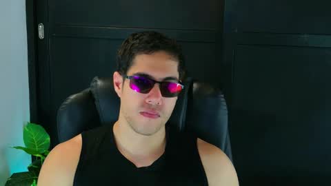 camara110 online show from 02.20.25