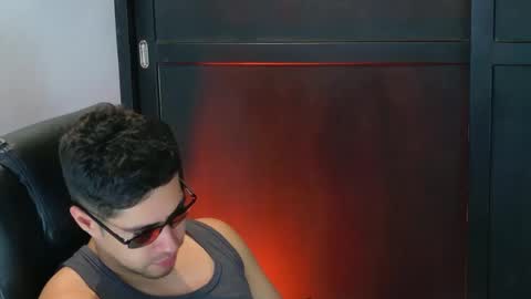 camara110 online show from 09.15.25