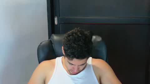 camara110 online show from 10.06.25