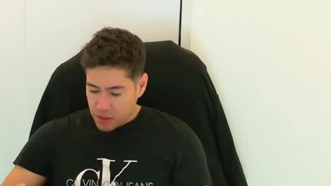 camara110 online show from 11.22.25