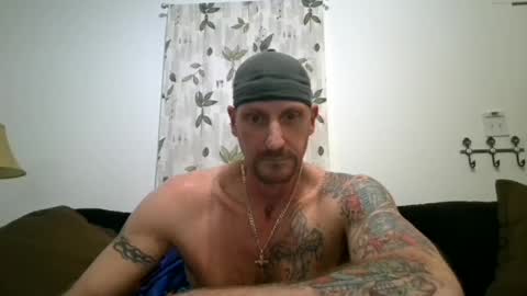 Snapshot of camaro383ci1994 chatting on 01.14.25 Chillaxin lets talk online show from 01.14.25