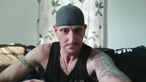 Snapshot of camaro383ci1994 chatting on 01.18.25 Chillaxin lets talk online show from 01.18.25