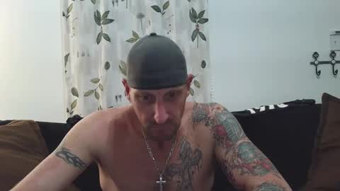 Snapshot of camaro383ci1994 chatting on 01.23.25 Chillaxin lets talk online show from 01.23.25