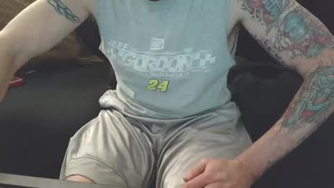 Snapshot of camaro383ci1994 chatting on 01.27.25 Chillaxin lets talk online show from 01.27.25