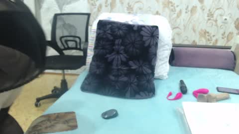 Snapshot of camdiva1 chatting on 12.12.24 CamDiva1 online show from 12.12.24